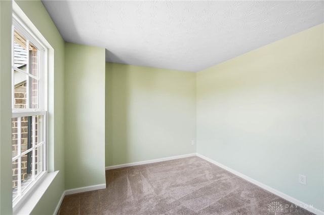 2500 Saint Anne Way, Dayton, OH 45458