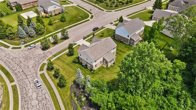 2500 Saint Anne Way, Dayton, OH 45458