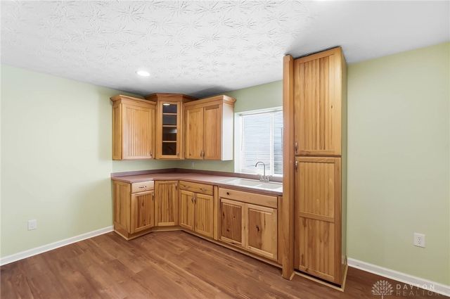 2500 Saint Anne Way, Dayton, OH 45458