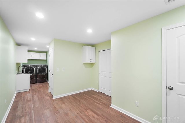 2500 Saint Anne Way, Dayton, OH 45458