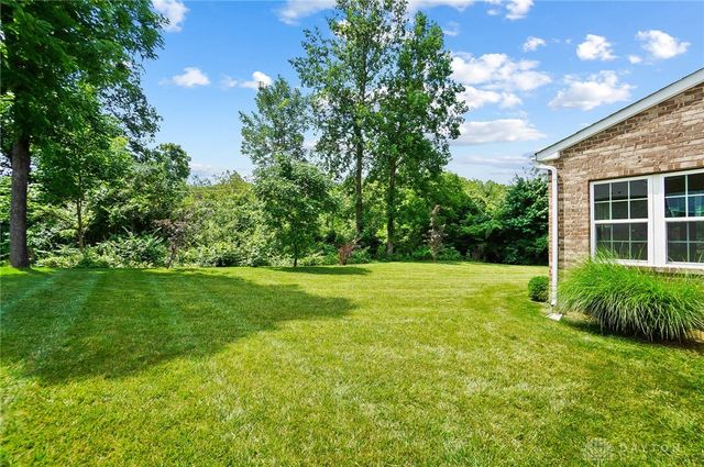 2500 Saint Anne Way, Dayton, OH 45458