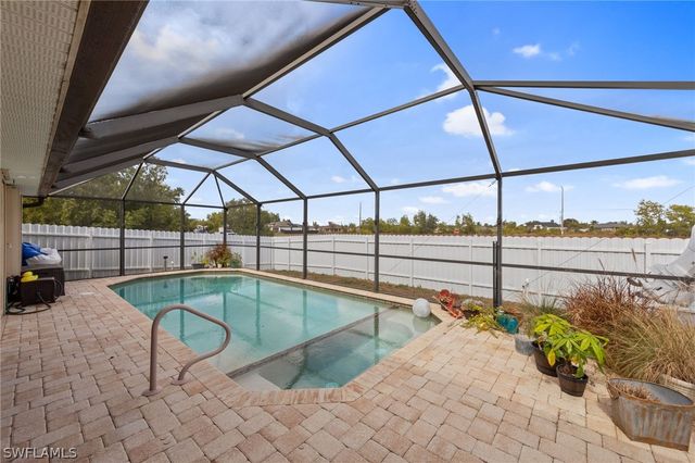 1747 NW 16th TER, Cape Coral, FL 33993