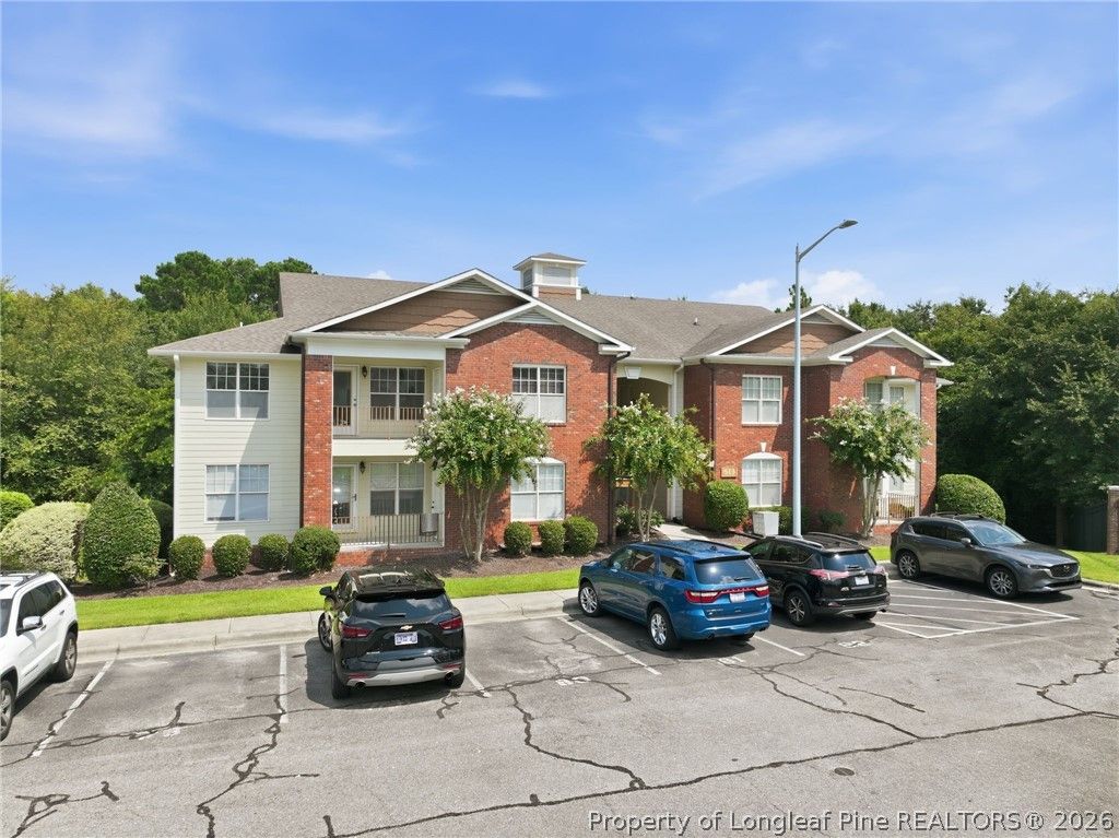 513 Meadowland Court 8, Hope Mills, NC 28348 — photo 2