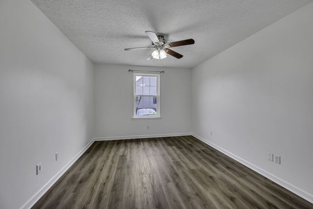 200 Deerpoint Ct, Hendersonville, TN 37075