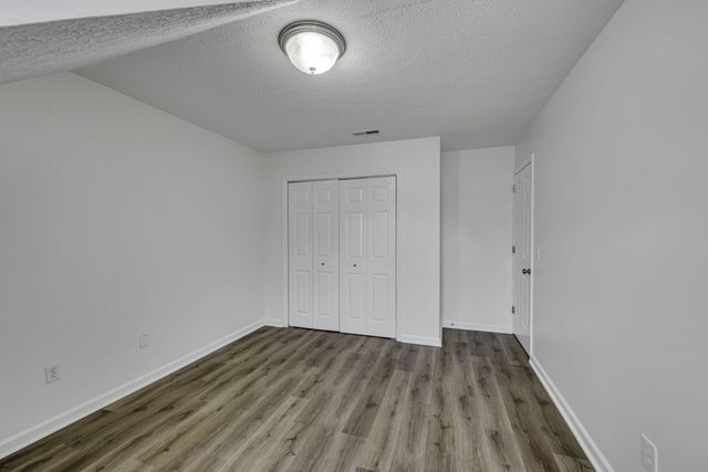 200 Deerpoint Ct, Hendersonville, TN 37075
