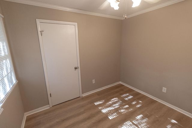 3006 LYNNWOOD DR, Columbia, MO 65203