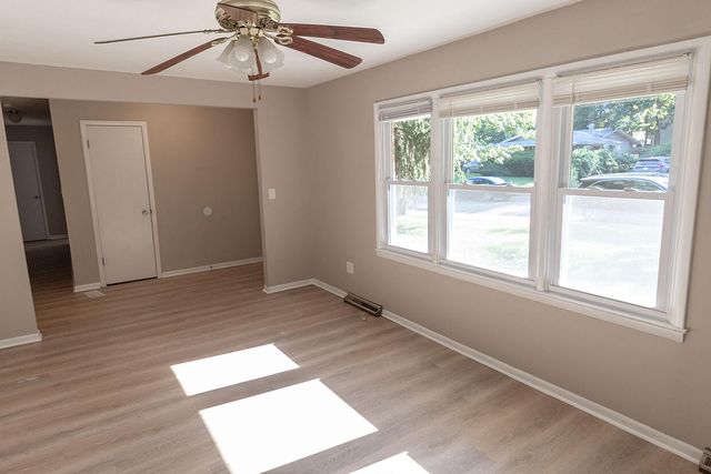 3006 LYNNWOOD DR, Columbia, MO 65203