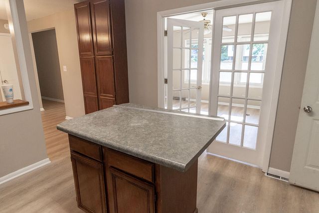 3006 LYNNWOOD DR, Columbia, MO 65203