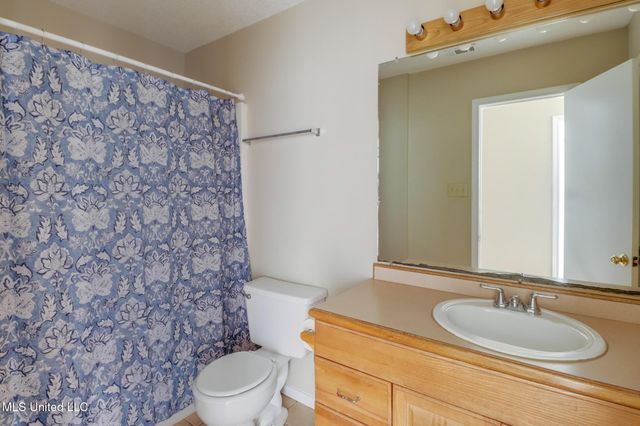 4405 Biglin Bayou Drive, D'iberville, MS 39540