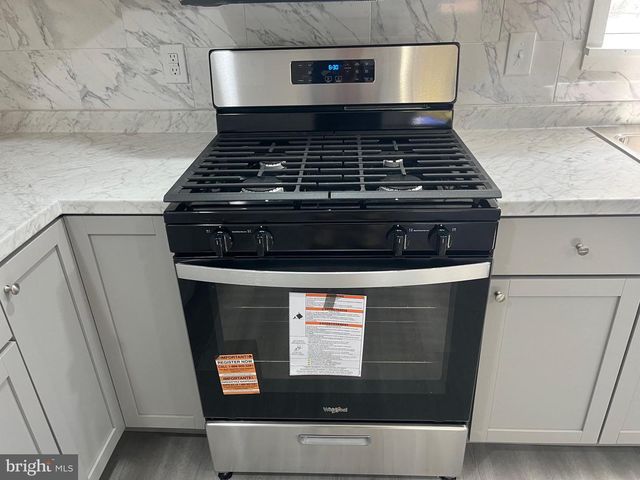 725 E PINE ST, Millville, NJ 08332