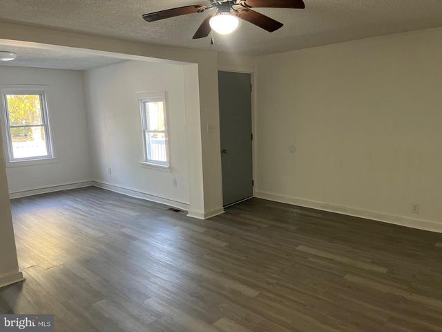 725 E PINE ST, Millville, NJ 08332