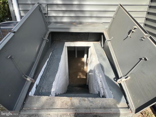 725 E PINE ST, Millville, NJ 08332