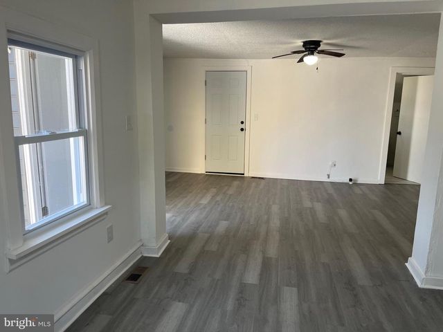 725 E PINE ST, Millville, NJ 08332