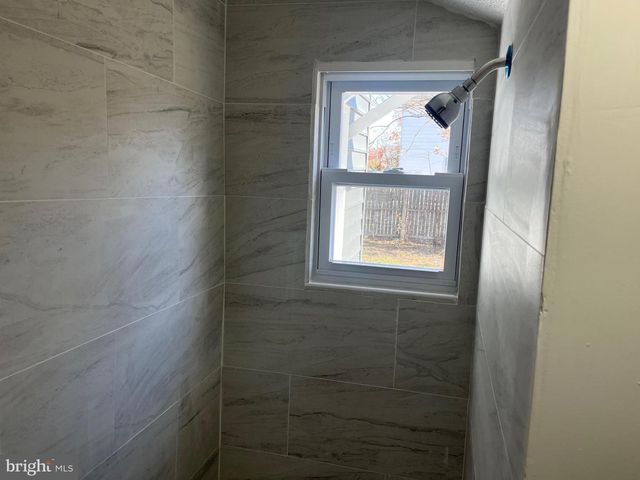 725 E PINE ST, Millville, NJ 08332