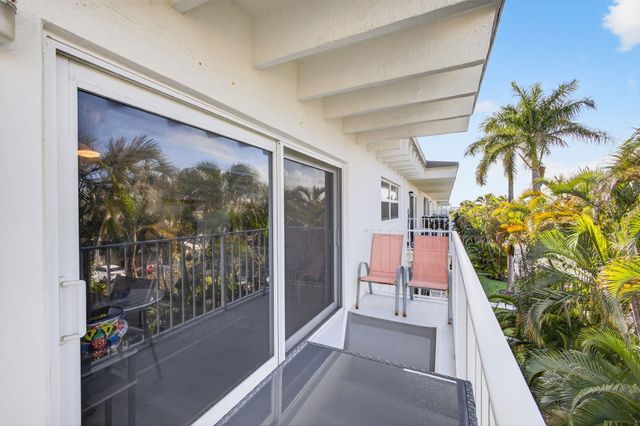 4001 S Ocean Boulevard 308, South Palm Beach, FL 33480