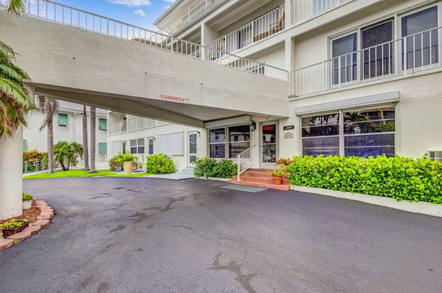 4001 S Ocean Boulevard 308, South Palm Beach, FL 33480