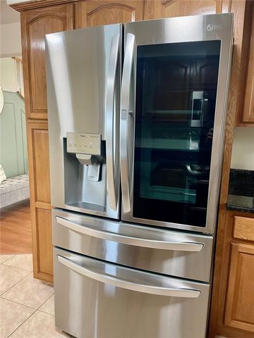 8074 37TH AVENUE N, St Petersburg, FL 33710