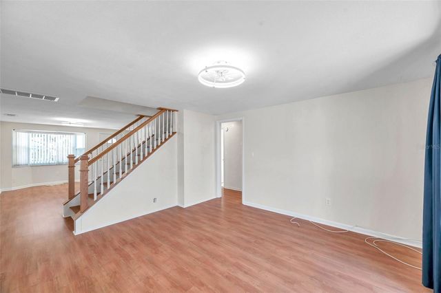 8074 37TH AVENUE N, St Petersburg, FL 33710