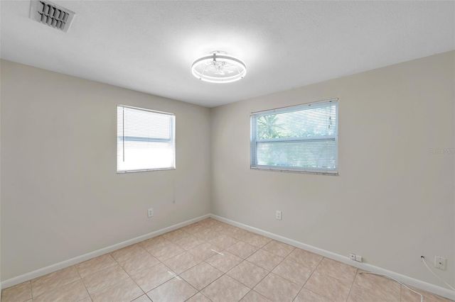 8074 37TH AVENUE N, St Petersburg, FL 33710