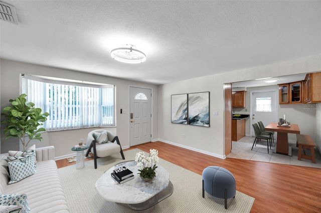 8074 37TH AVENUE N, St Petersburg, FL 33710