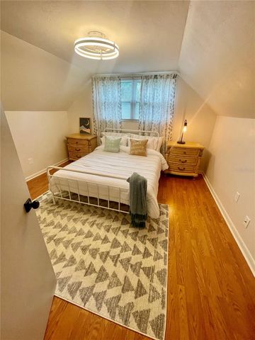 8074 37TH AVENUE N, St Petersburg, FL 33710