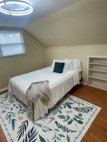 8074 37TH AVENUE N, St Petersburg, FL 33710