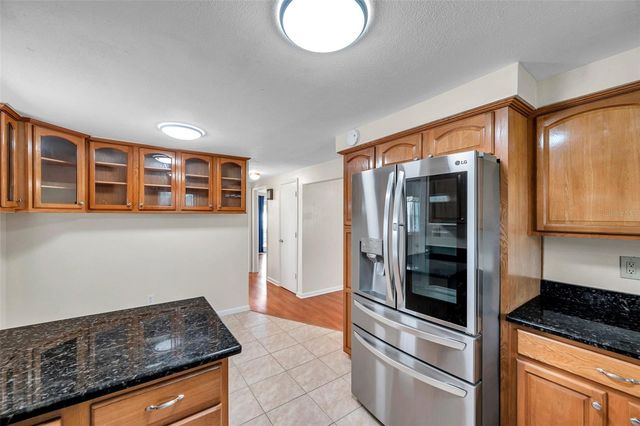 8074 37TH AVENUE N, St Petersburg, FL 33710