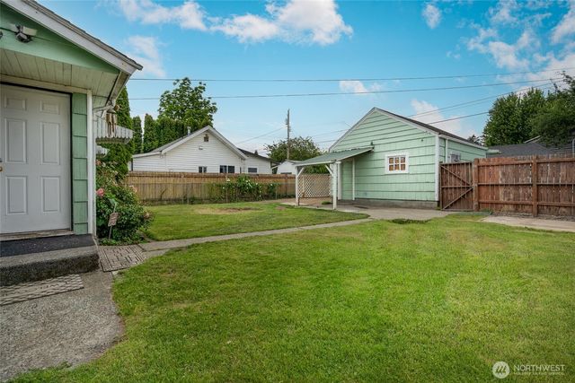 5030 S Park Avenue S, Tacoma, WA 98408