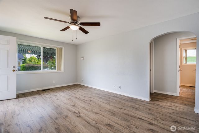 5030 S Park Avenue S, Tacoma, WA 98408