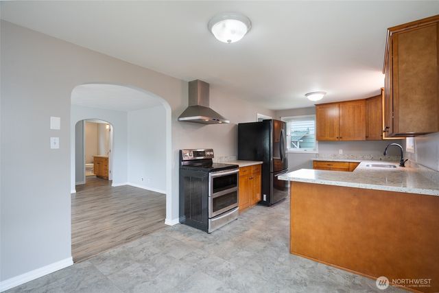 5030 S Park Avenue S, Tacoma, WA 98408