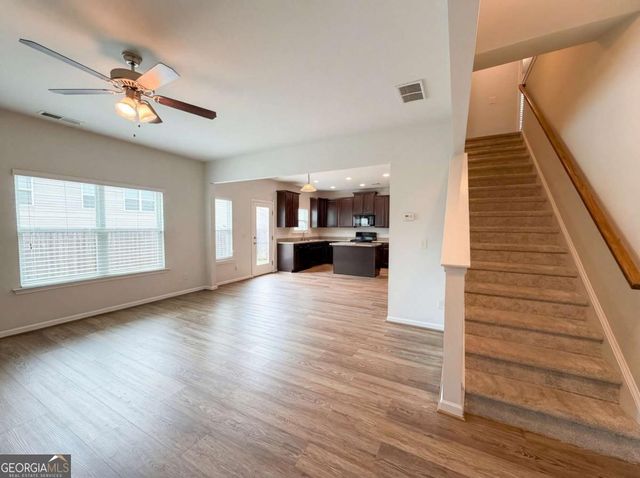 177 Hill Crest Circle, Hiram, GA 30141