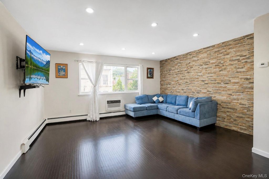709 Ashford Street, Brooklyn, NY 11207 — photo 4