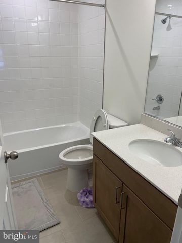 2889 WHITE TAIL DR, Locust Grove, VA 22508