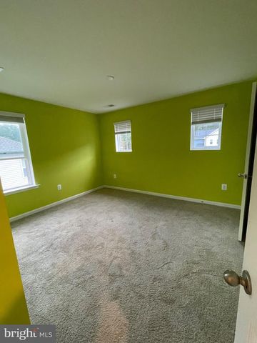 2889 WHITE TAIL DR, Locust Grove, VA 22508