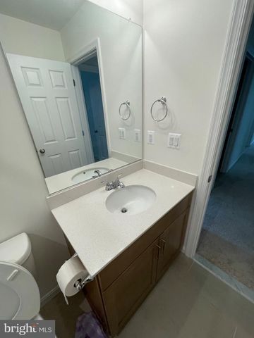 2889 WHITE TAIL DR, Locust Grove, VA 22508