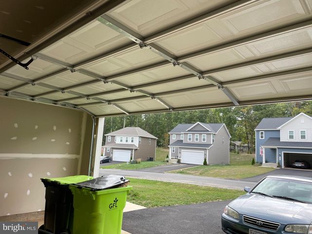 2889 WHITE TAIL DR, Locust Grove, VA 22508
