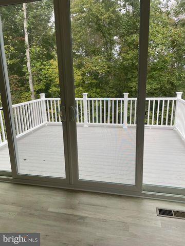 2889 WHITE TAIL DR, Locust Grove, VA 22508