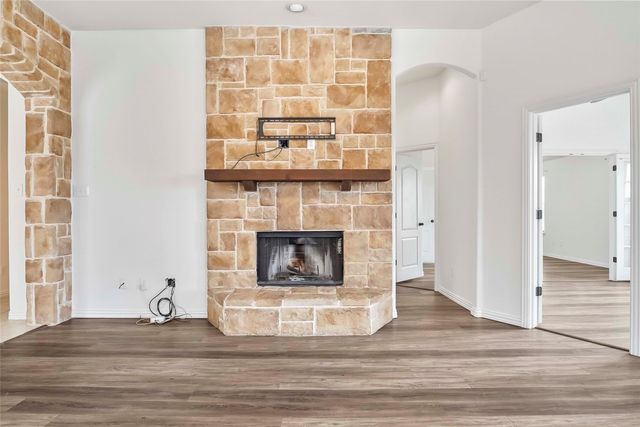 1345 Elkford Lane, Fort Worth, TX 76247