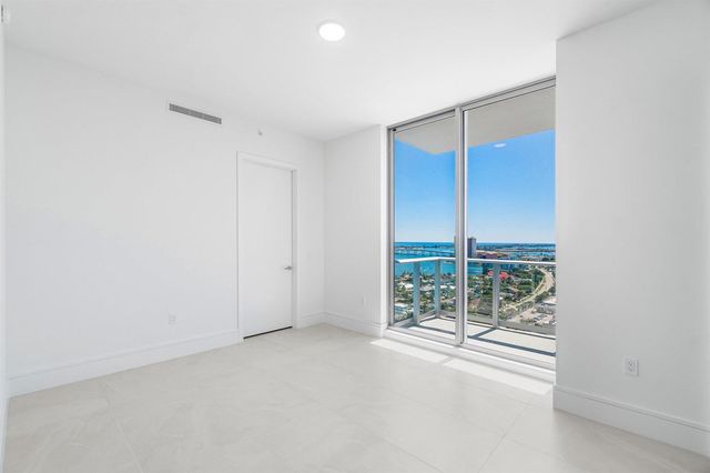 220 Lake Shore Drive 2012, Lake Park, FL 33403