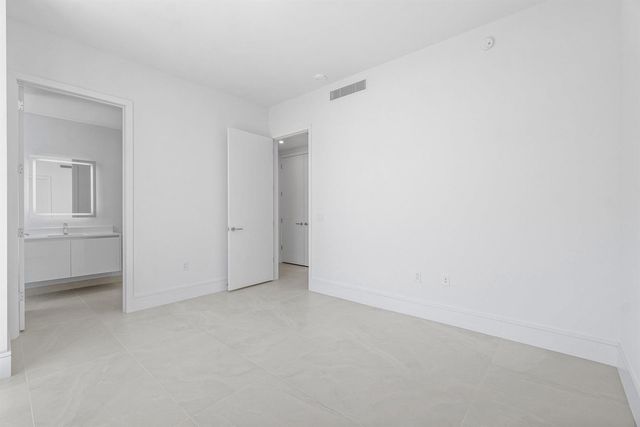220 Lake Shore Drive 2012, Lake Park, FL 33403