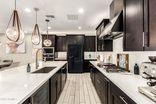 6974 W SPUR Drive, Peoria, AZ 85383