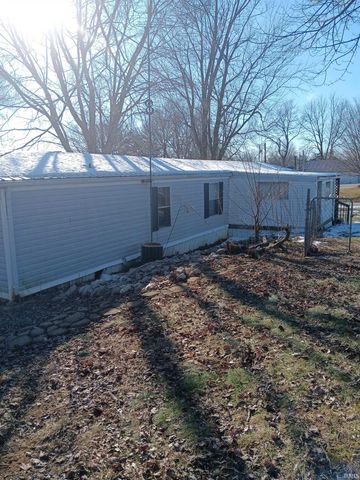 104 E IN Street, Holland, IN 47541