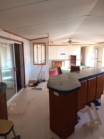 104 E IN Street, Holland, IN 47541