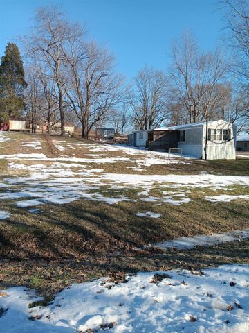 104 E IN Street, Holland, IN 47541