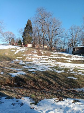 104 E IN Street, Holland, IN 47541