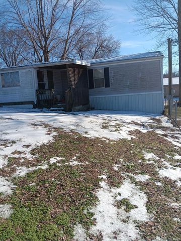 104 E IN Street, Holland, IN 47541