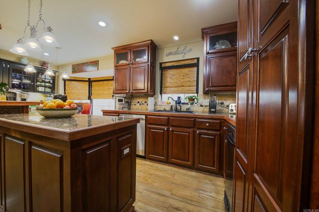 572 Cherrywood Drive, Cabot, AR 72023