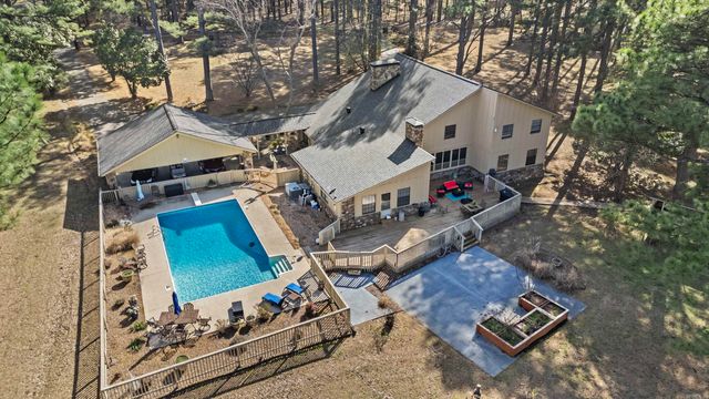 572 Cherrywood Drive, Cabot, AR 72023