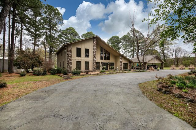 572 Cherrywood Drive, Cabot, AR 72023
