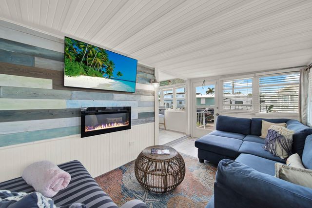 833 Nettles Boulevard, Jensen Beach, FL 34957